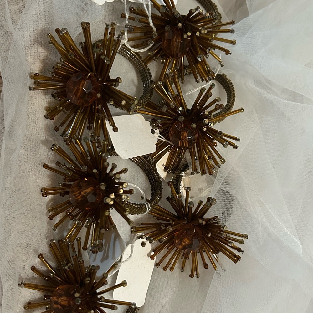 Pottery Barn Starburst Napkin Rings(6)